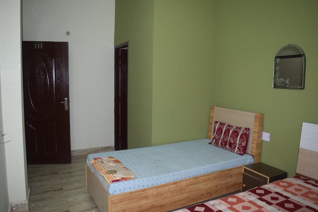 Diamond Heritage Amritsar Room photo